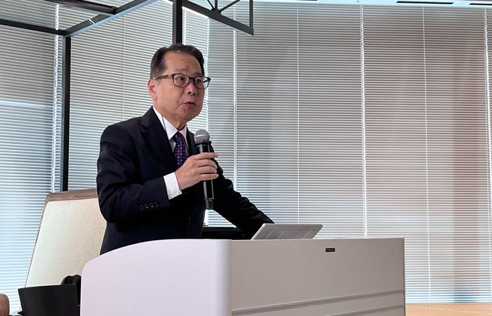 流通科学大学名誉教授 一般社団法人フィジカルインターネットセンター(JPIC)理事長 森 隆行 様